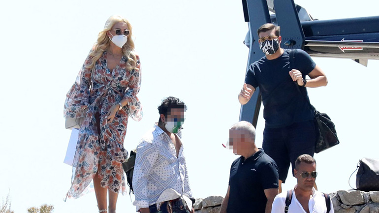 Κατερίνα Καινούργιου – Φίλιππος Τσαγκρίδης: Στη Μύκονο φορώντας μάσκες προστασίας